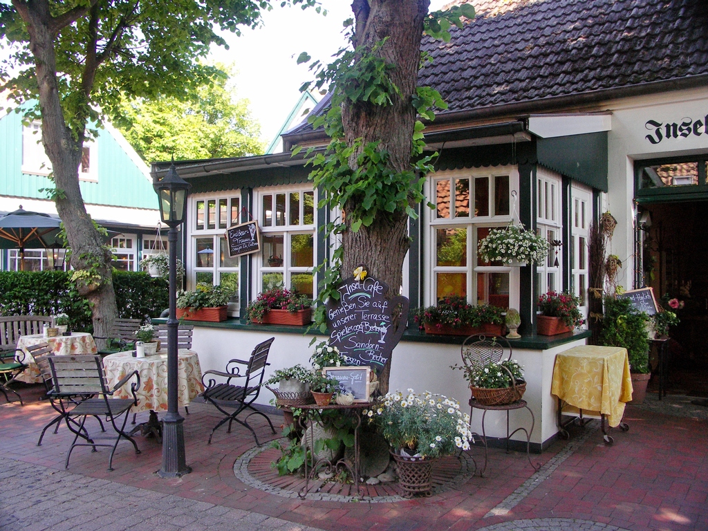 Cafe im Ortskern von Spiekeroog